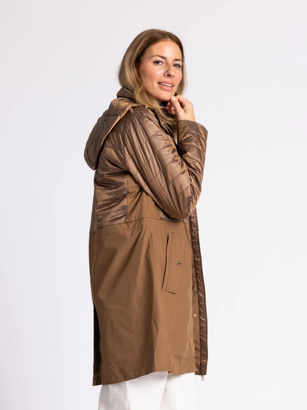 Hybridmantel mit Kapuze Function light