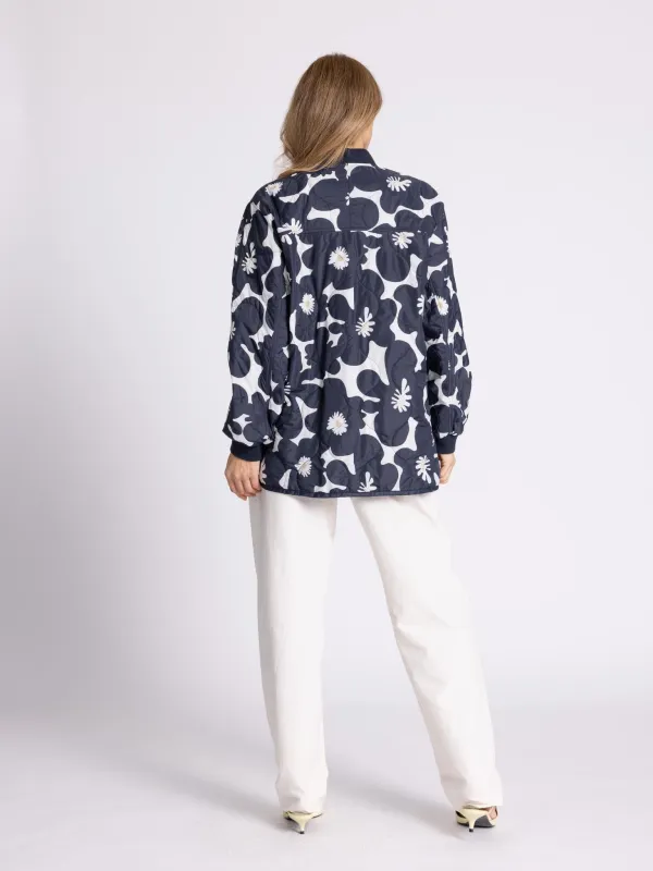 WEGA Green Goose Longbomber mit Stehkragen Easy Soft Price - Vegane Damen-Longbomber in Navy Flower Print